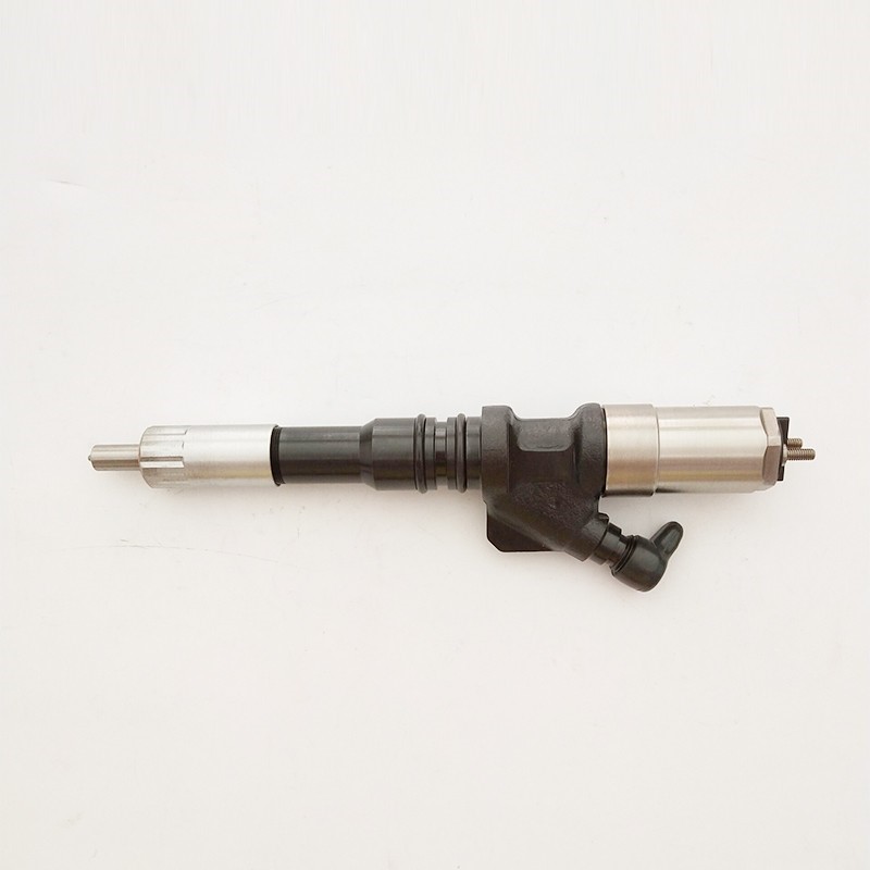 Supply Denso Common Rail Injector 095000-1211 Injector, Denso Common Rail Injector 095000-1211 Injector Factory Quotes, Denso Common Rail Injector 095000-1211 Injector Producers OEM